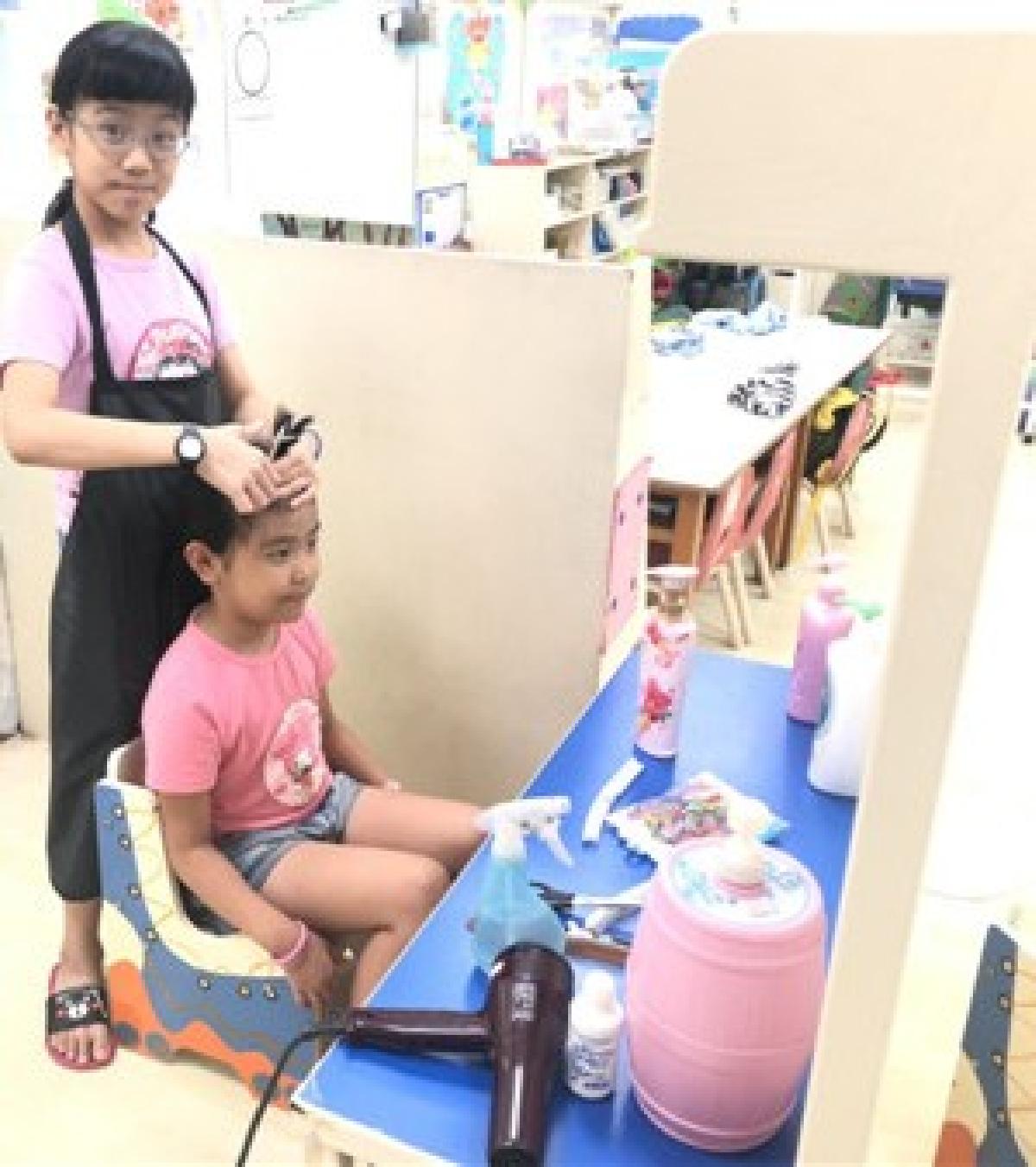 千千安親班109夏令營~職業小達人(美髮師) 千千安親班109夏令營~職業小達人(美髮師)